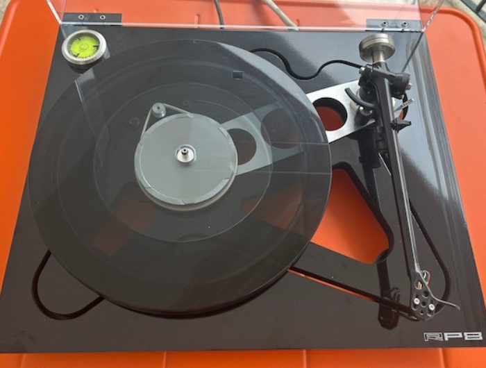 Rega /  / Turntables / Tonearms